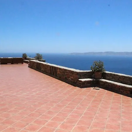 Dom wakacyjny Breathtaking Seaview In A Serene Scenery