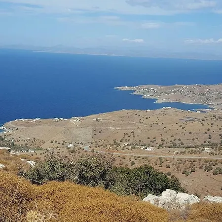 Breathtaking Seaview In A Serene Scenery *