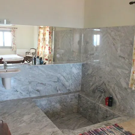 Breathtaking Seaview In A Serene Scenery Chavouna