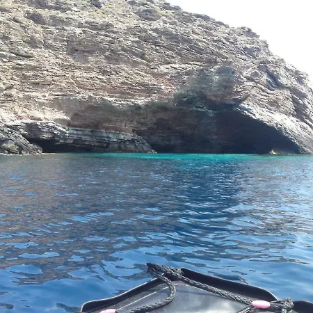 Dom wakacyjny Breathtaking Seaview In A Serene Scenery